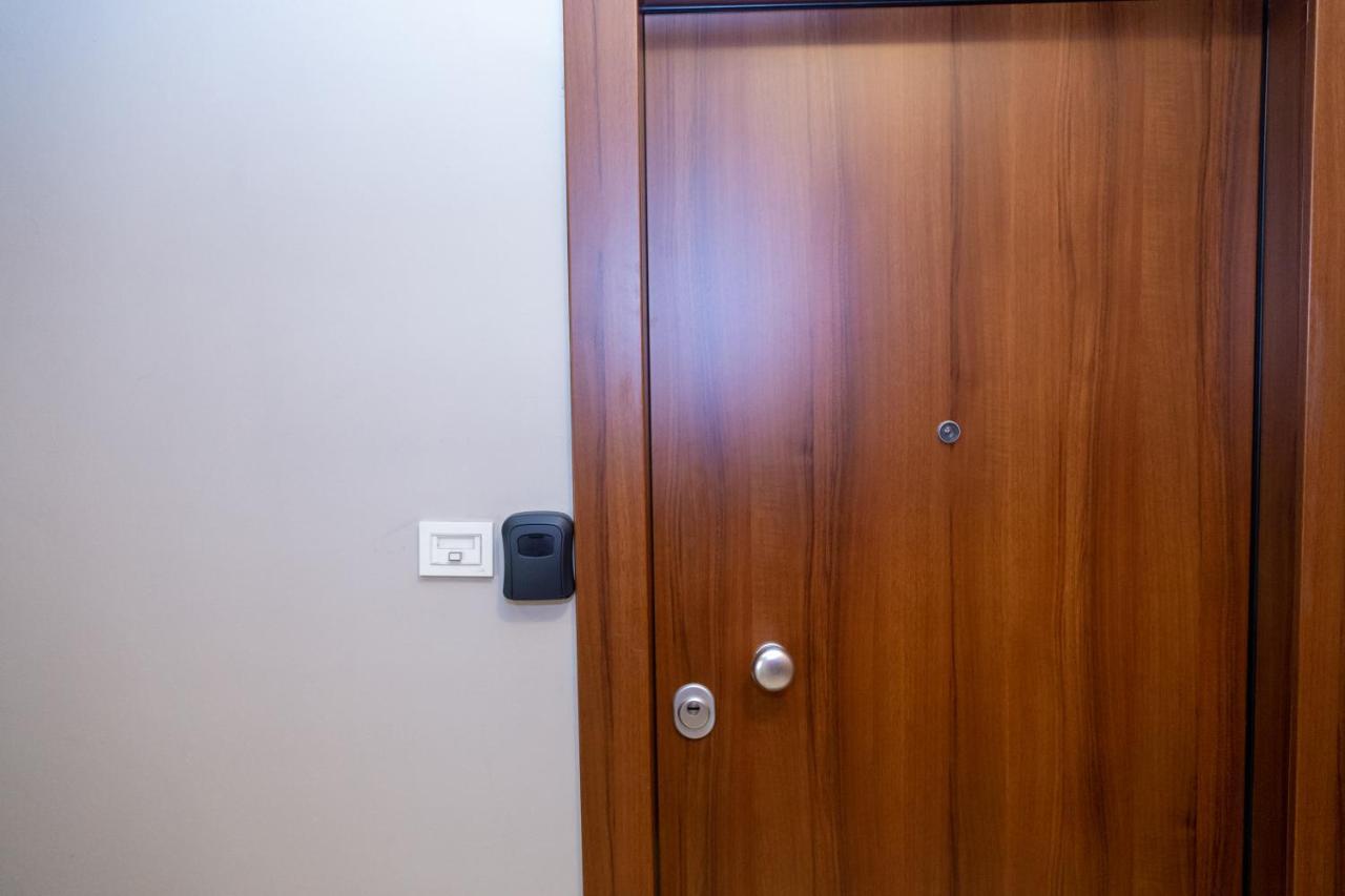 Apartment Charming Across The National Museum Athens