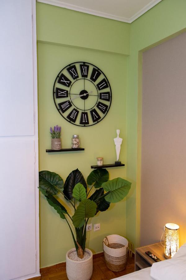 Charming Across The National Museum Apartment Athens